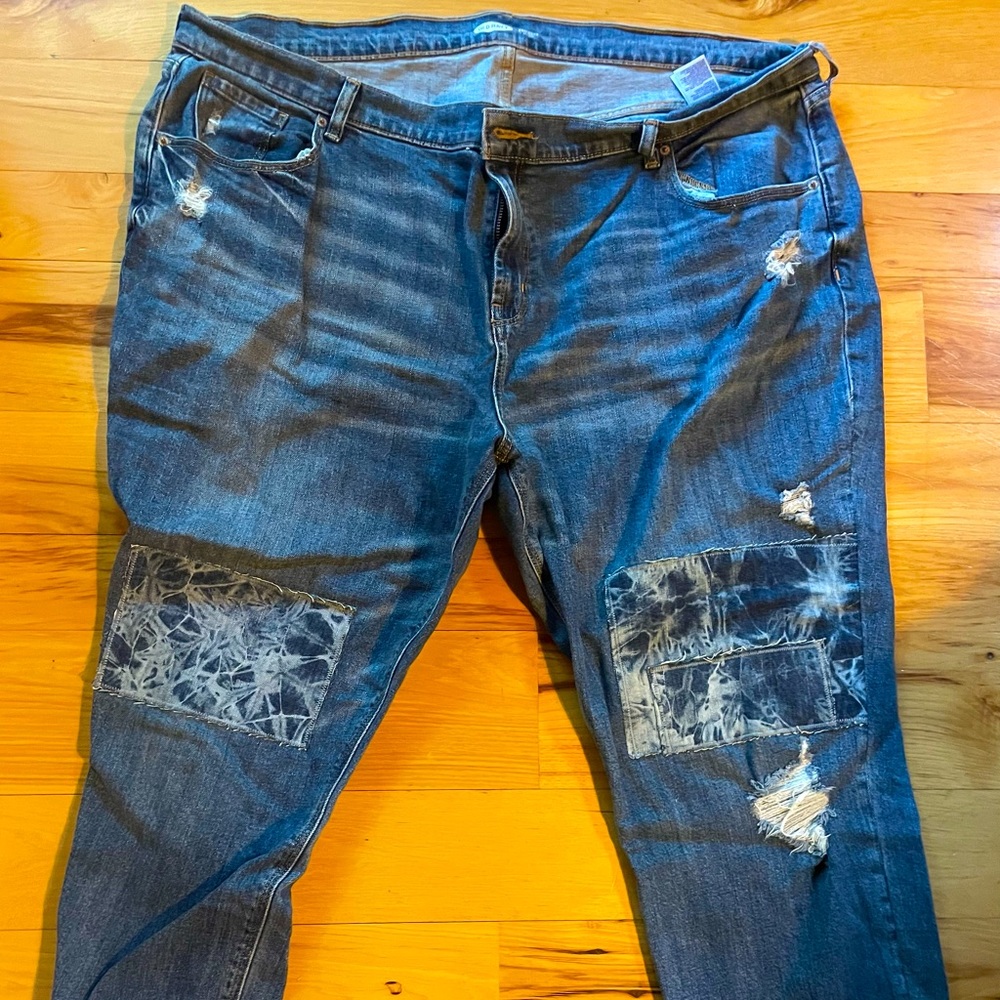 NEW Old Navy capris. Size 20